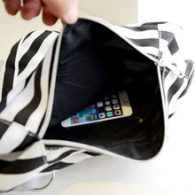 016 NEW famous s women canvas backpack Cute women bags ladies travel bag school bags students backpacks canvas rucksack SN9